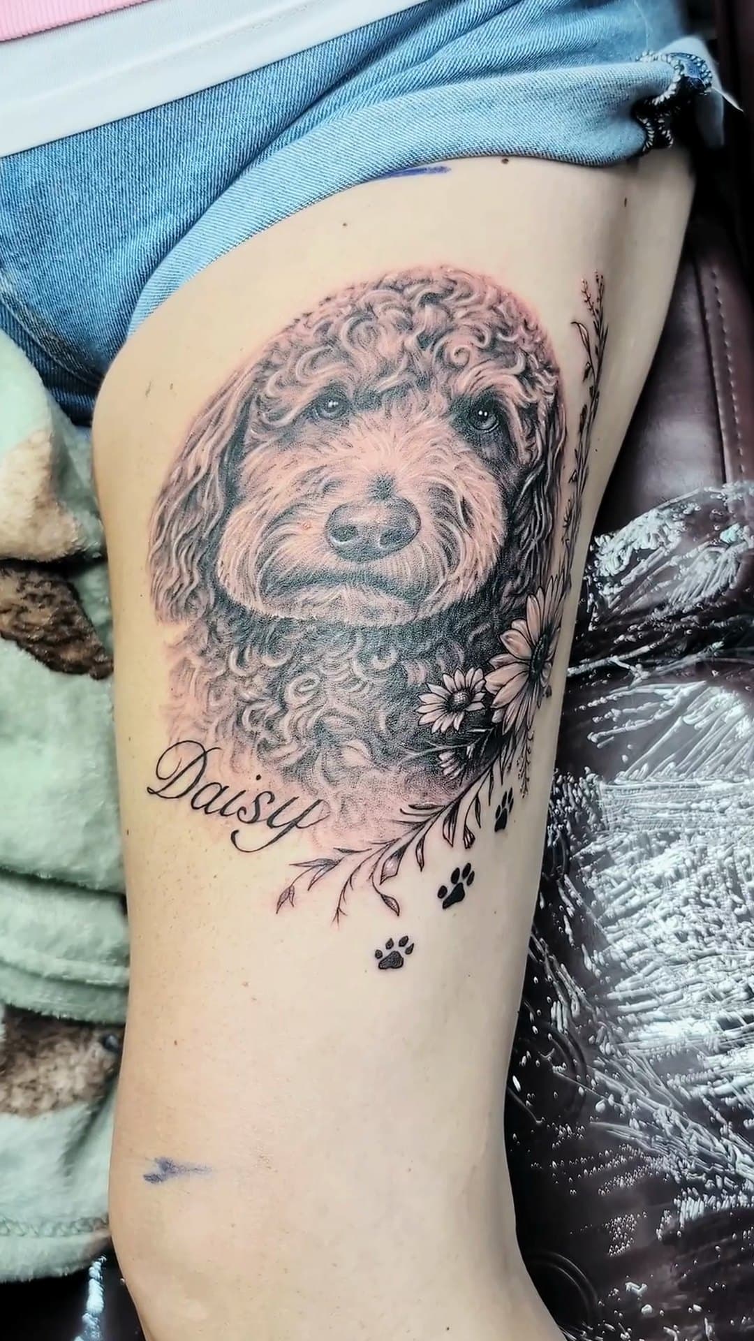 Pet dog portrait tattoo with florals, 6-hour sitting